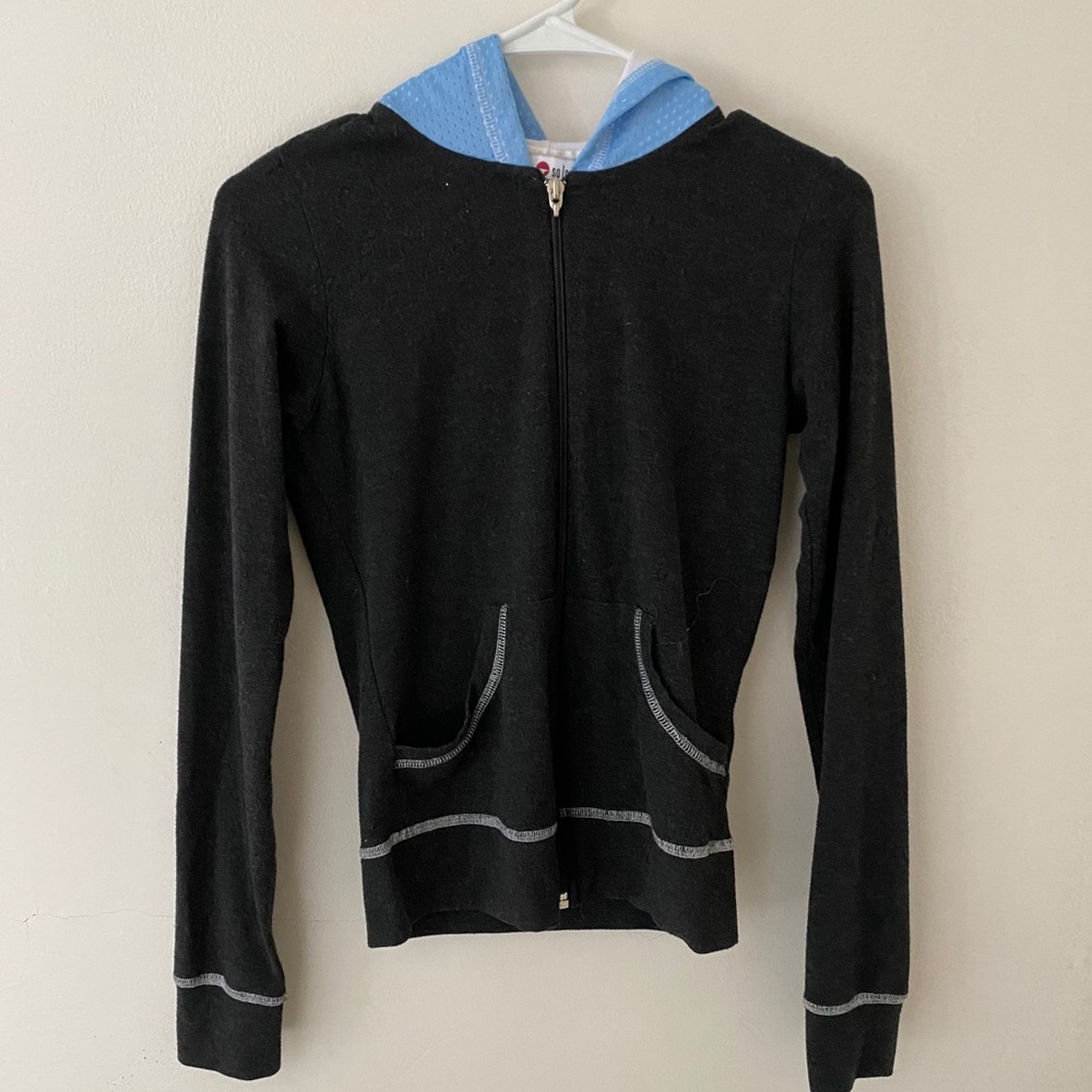 SOLOW Zip-Up Sweatshirt